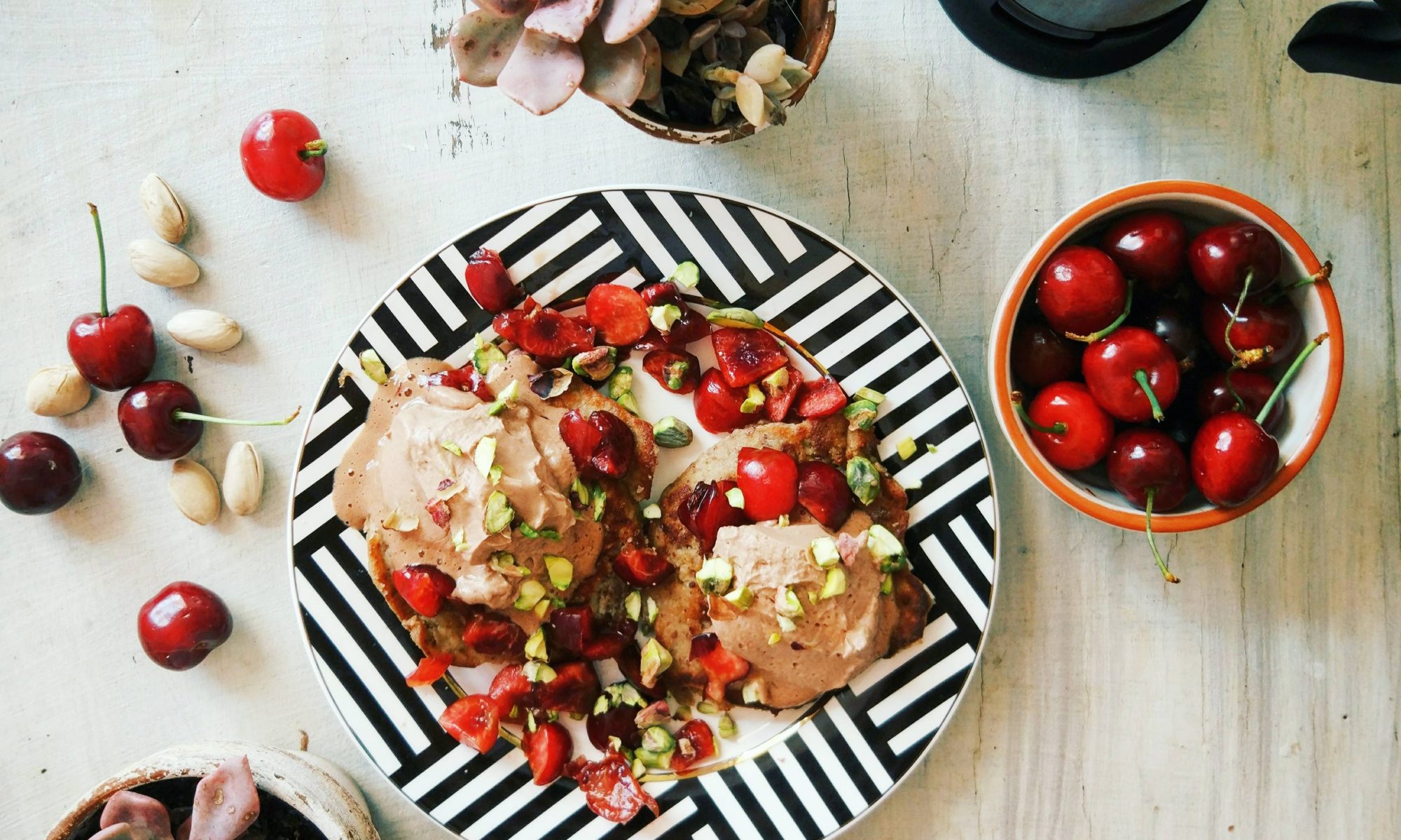 Fluffy Banana Pancakes with Chocolate Mousse